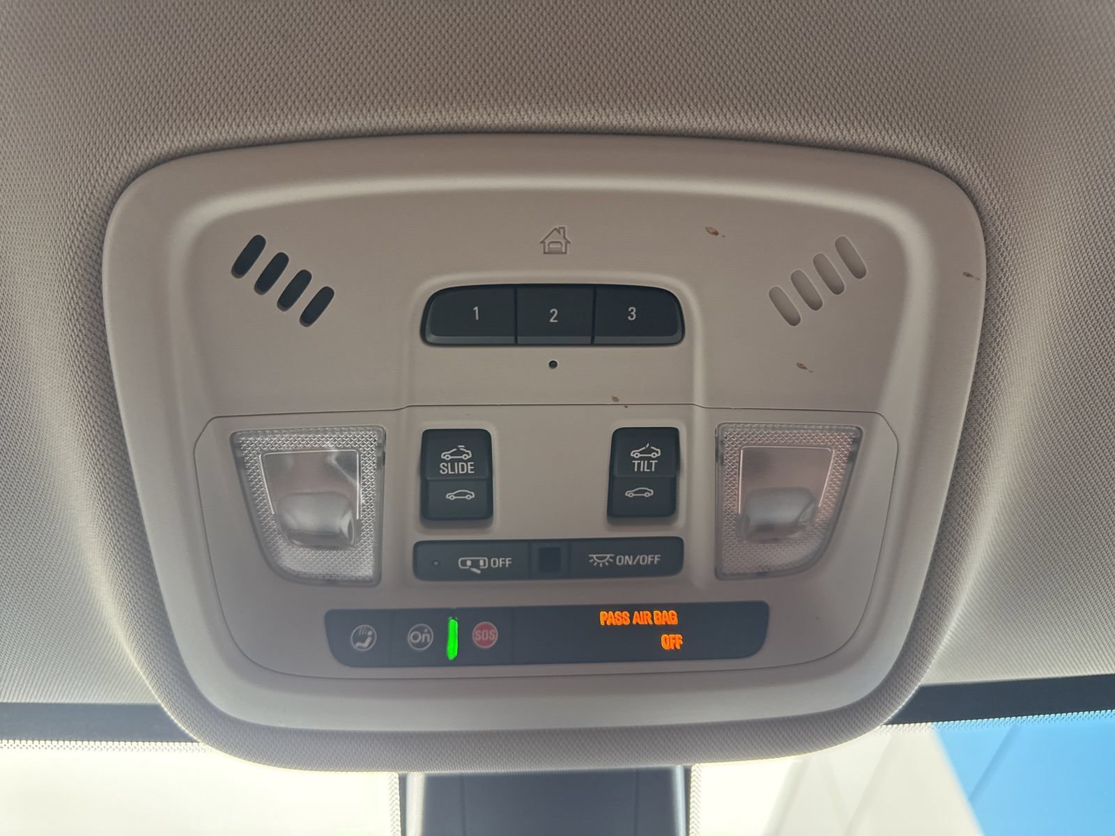 Used 2019 Chevrolet Traverse High Country AWD/4WD image 35