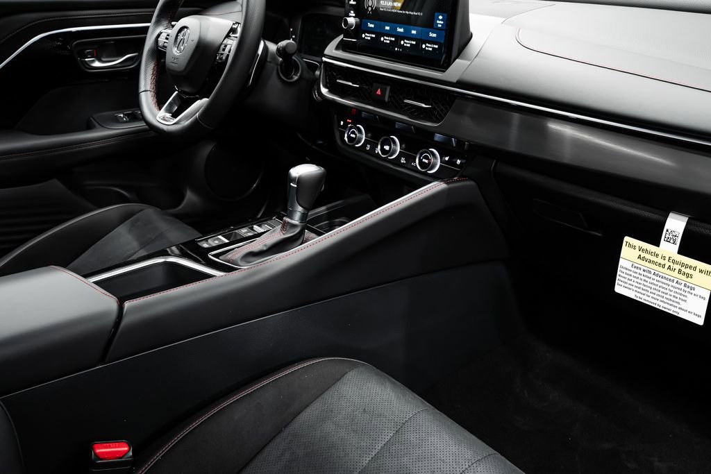 Used 2025 Acura ADX A-Spec image 30