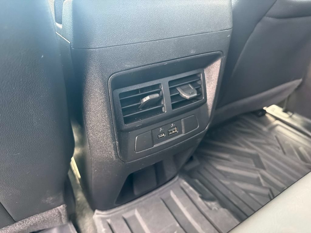 Used 2024 Chevrolet Colorado ZR2 w/ ZR2 Convenience Package III AWD/4WD image 17