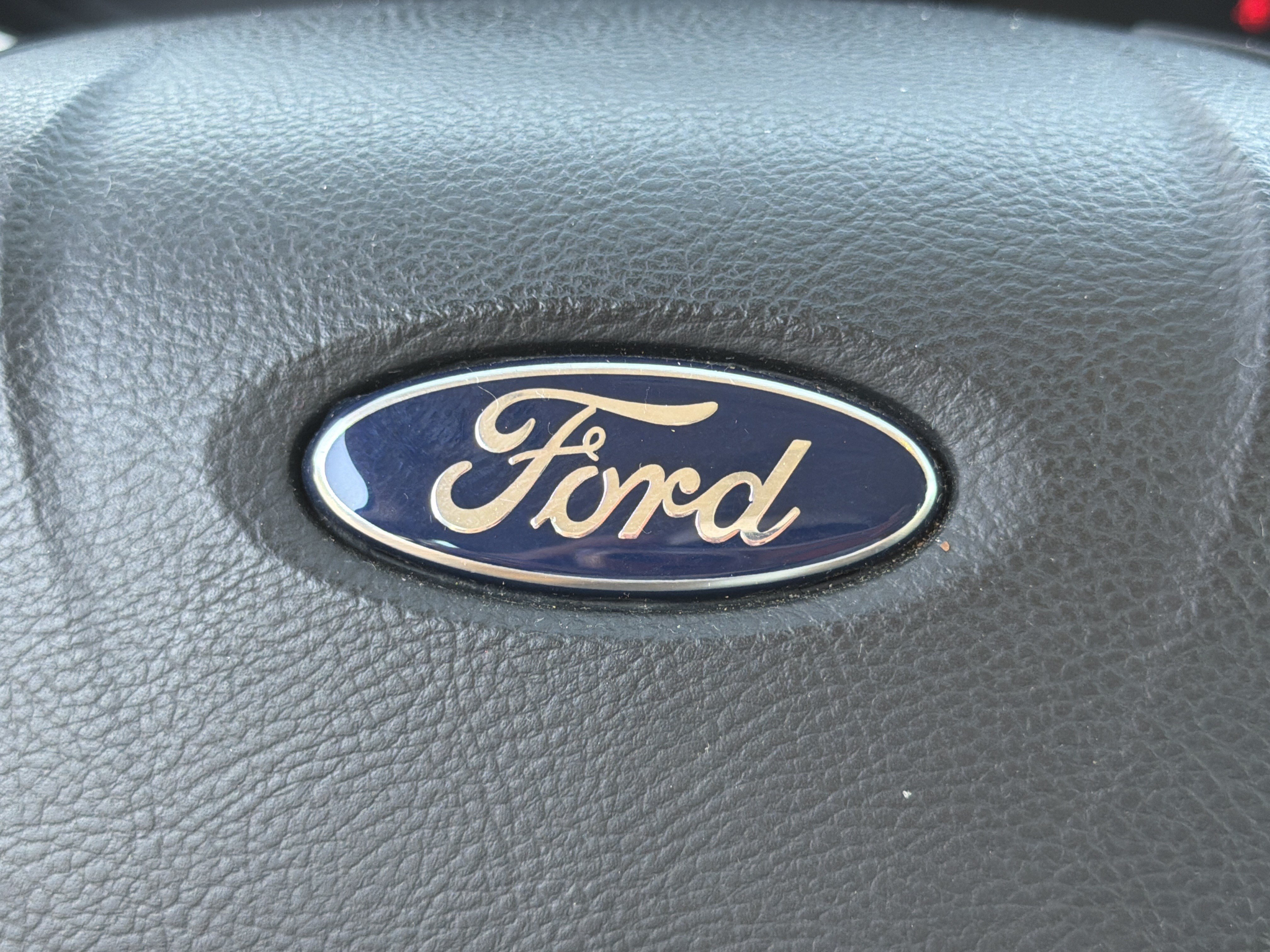 Used 2015 Ford Fusion SE w/ Equipment Group 202A FWD image 22