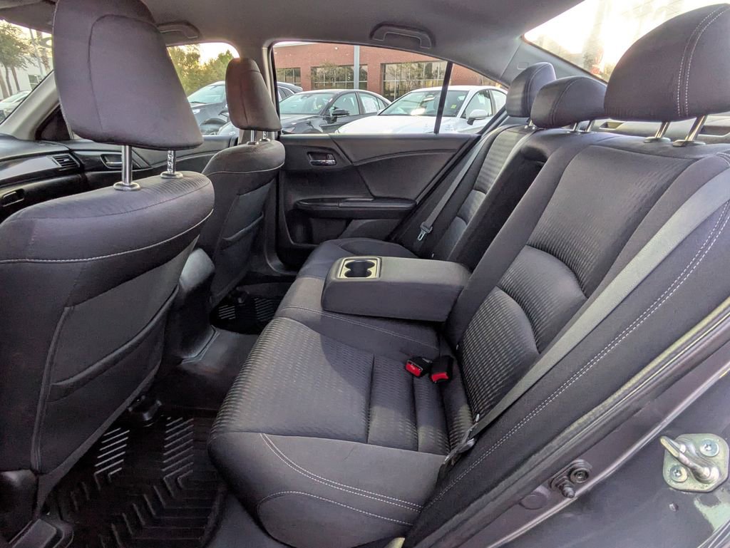 Used 2015 Honda Accord Sport image 13
