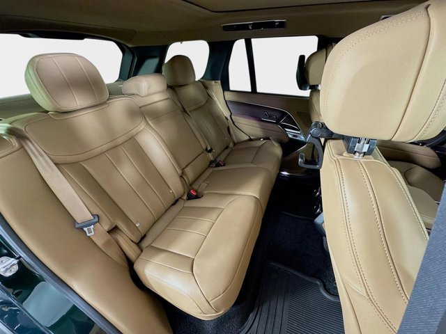 New 2026 Land Rover Range Rover SE image 29
