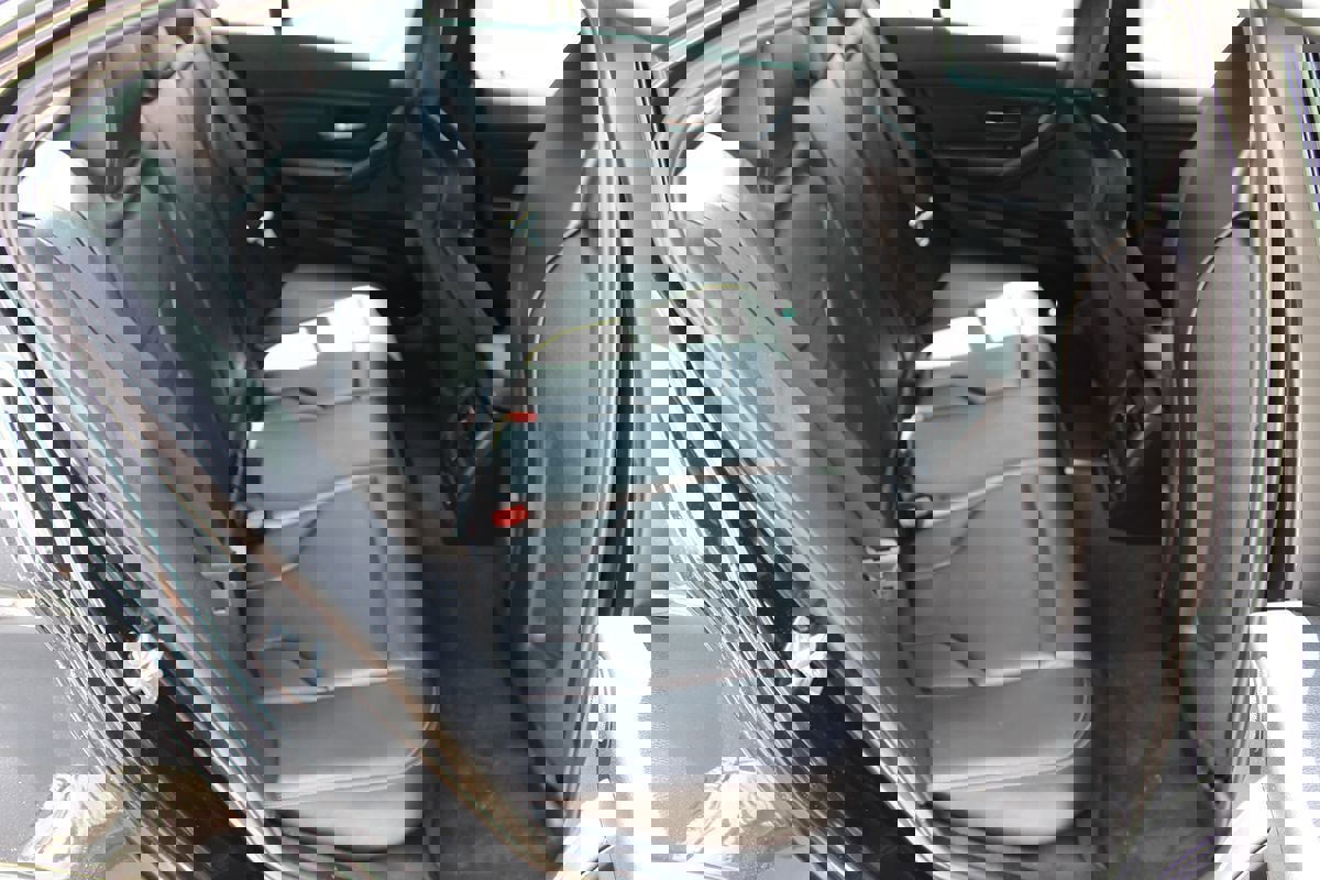 Used 2015 BMW M3 Sedan RWD image 17