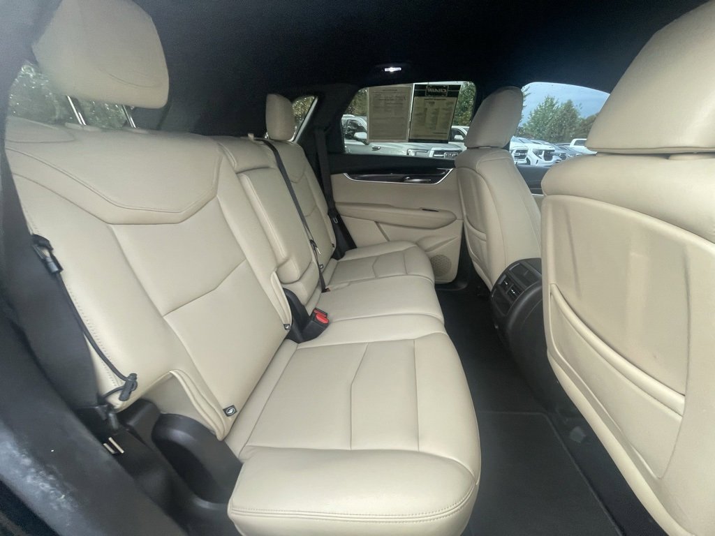 Used 2019 Cadillac XT5 FWD image 28