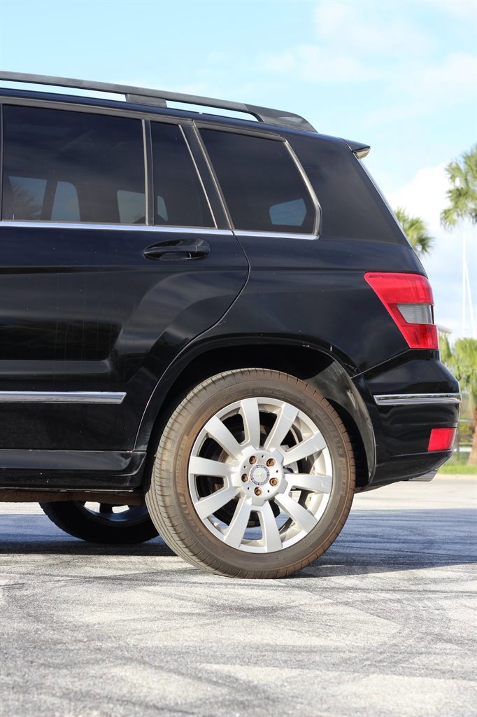 Used 2012 Mercedes-Benz GLK 350 2WD image 16