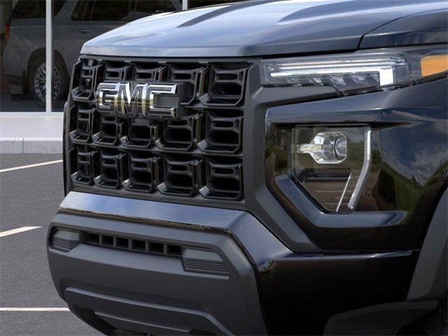 New 2026 GMC Canyon Elevation w/ LPO, Black Badging Package image 13