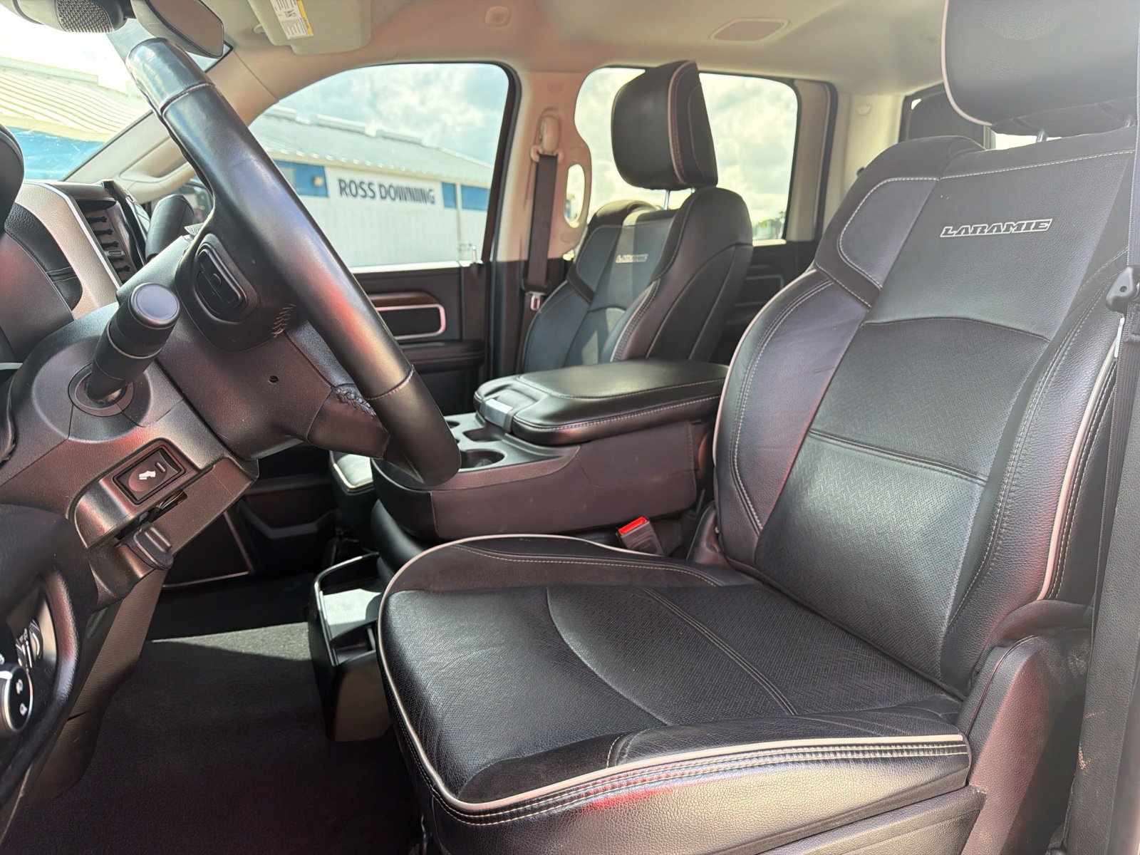 Used 2024 RAM 2500 Laramie w/ Safety Group AWD/4WD image 8