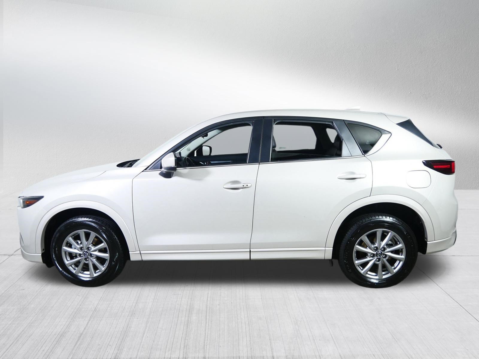 Used 2025 MAZDA CX-5 AWD 2.5 S w/ Select Package image 4