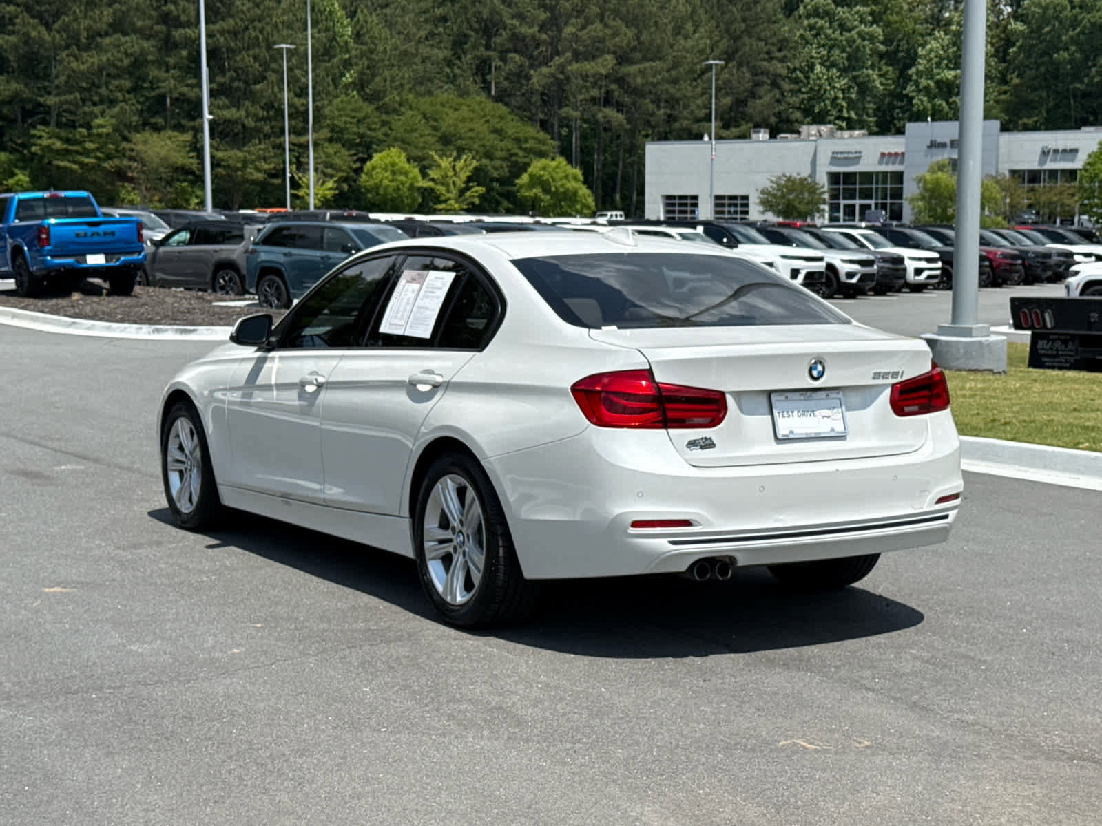 Used 2016 BMW 328i Sedan RWD image 3
