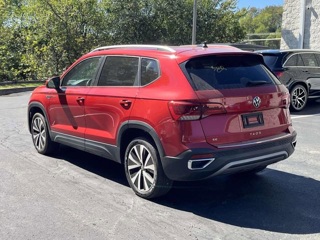 Used 2022 Volkswagen Taos SE w/ Panoramic Sunroof Package image 6