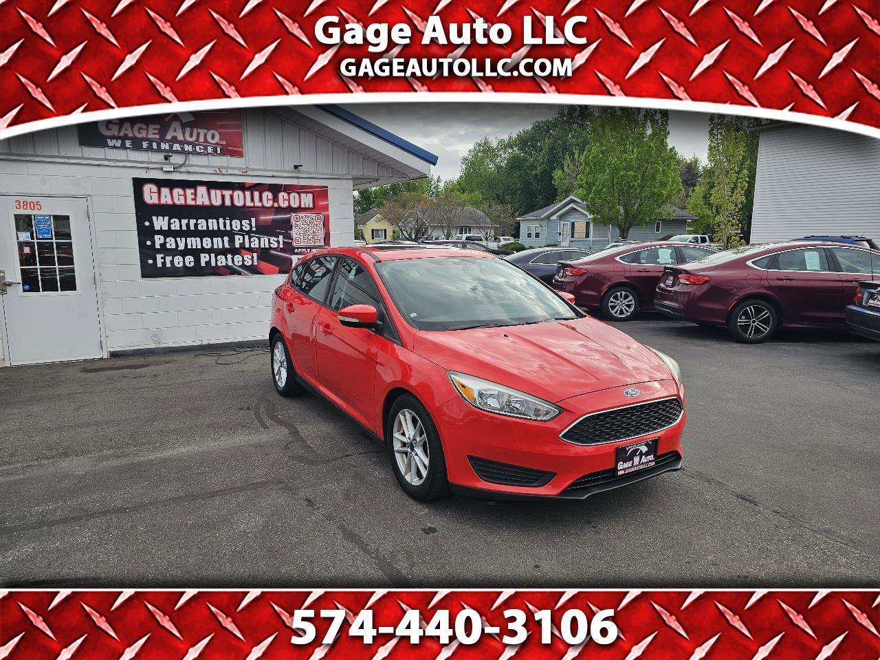 Used 2015 Ford Focus SE FWD image 1