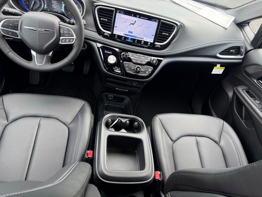 New 2026 Chrysler Pacifica Select FWD image 42