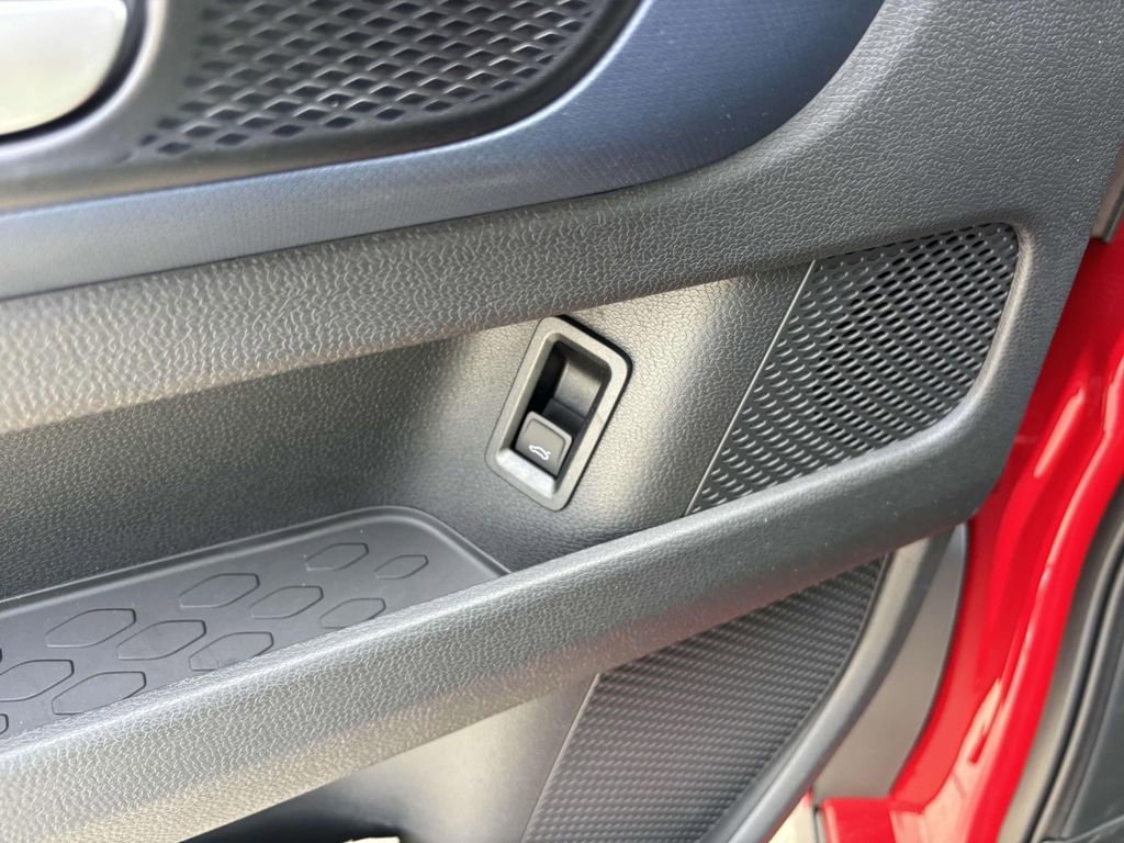 New 2025 Volkswagen ID. Buzz Pro S image 13