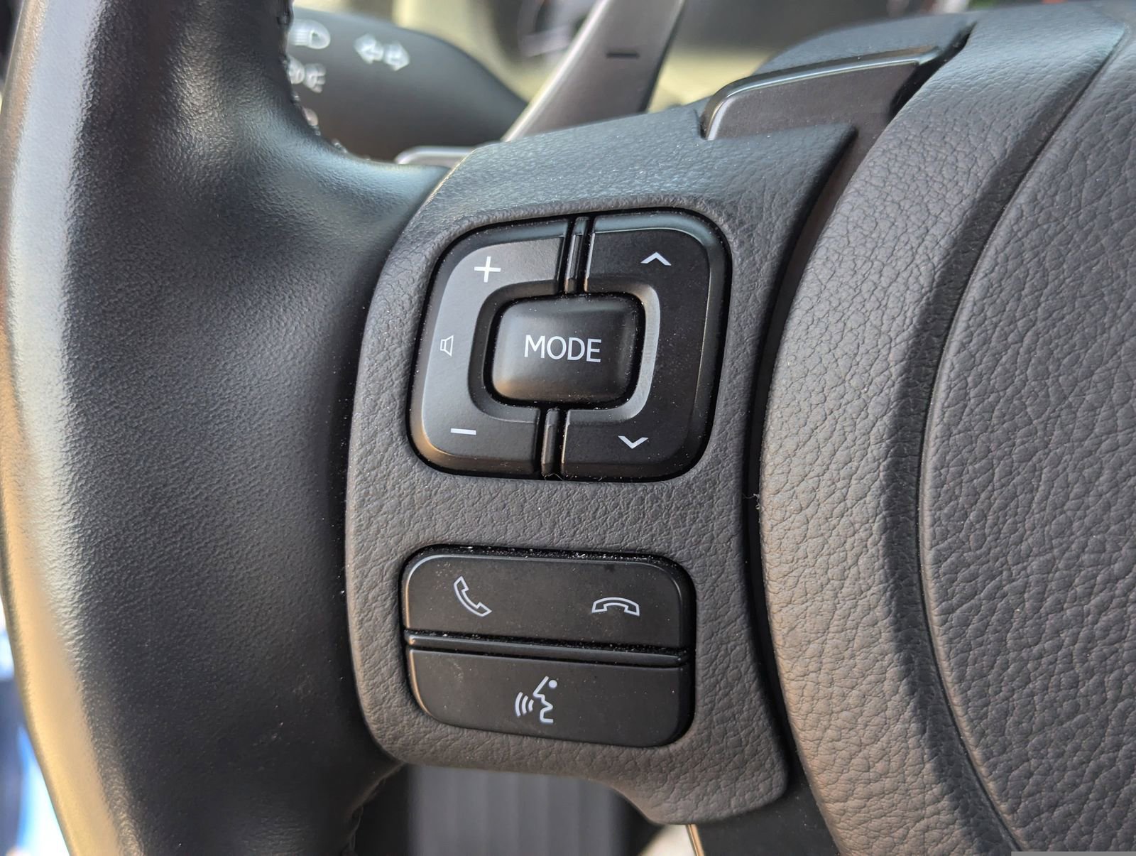 Used 2021 Lexus IS 300 w/ Comfort Package RWD image 27