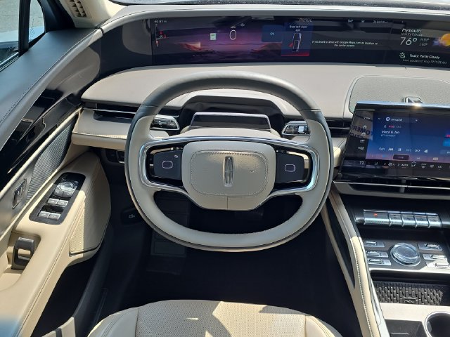 Certified 2024 Lincoln Nautilus Premier AWD/4WD image 25