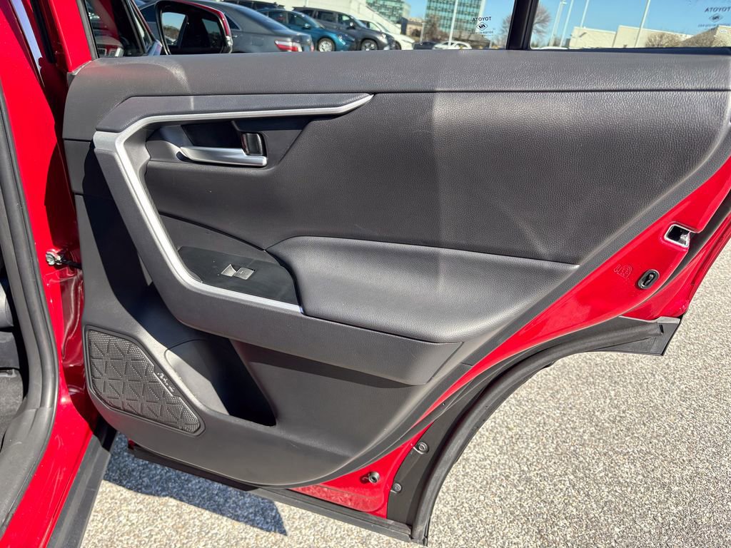 Certified 2025 Toyota RAV4 XLE image 41