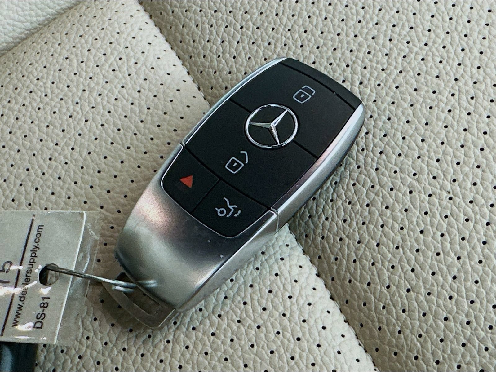 Used 2021 Mercedes-Benz GLC 300 4MATIC image 43