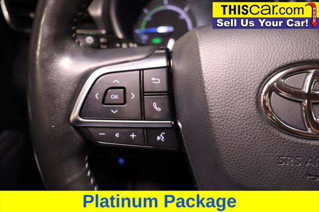 Used 2021 Toyota Highlander Platinum image 11