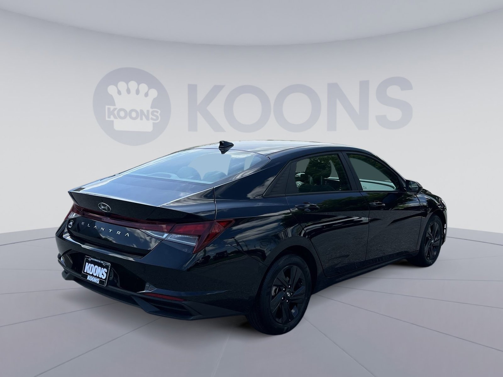 Used 2023 Hyundai Elantra SEL FWD image 16
