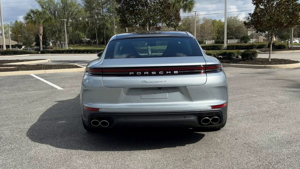 New 2025 Porsche Panamera 4 image 7