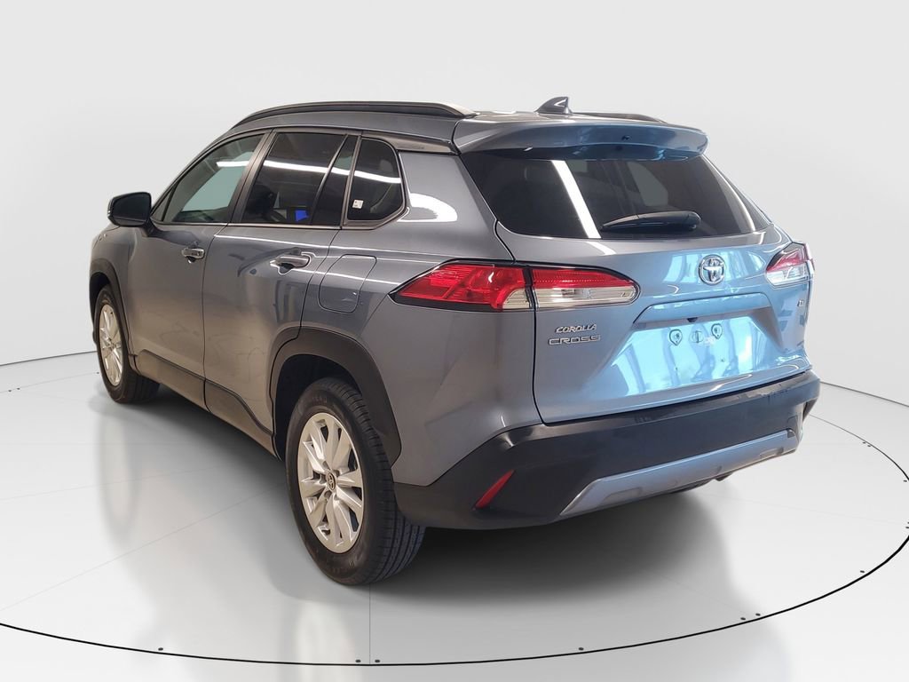 Certified 2024 Toyota Corolla Cross LE image 5