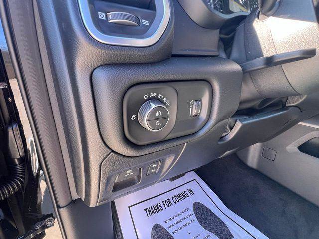 New 2026 RAM 1500 Big Horn AWD/4WD image 14