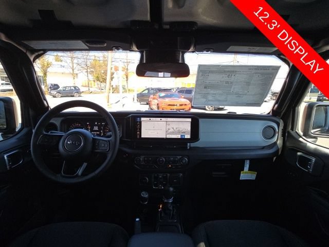 New 2026 Jeep Gladiator Sport AWD/4WD image 3
