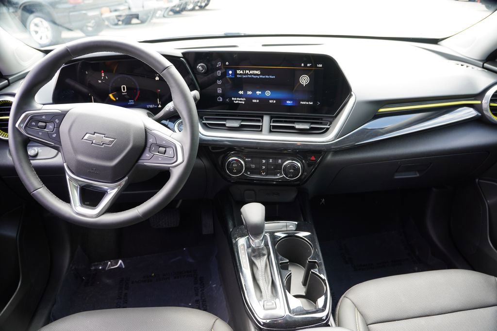 Certified 2025 Chevrolet Trax ACTIV w/ Driver Confidence Package FWD image 18
