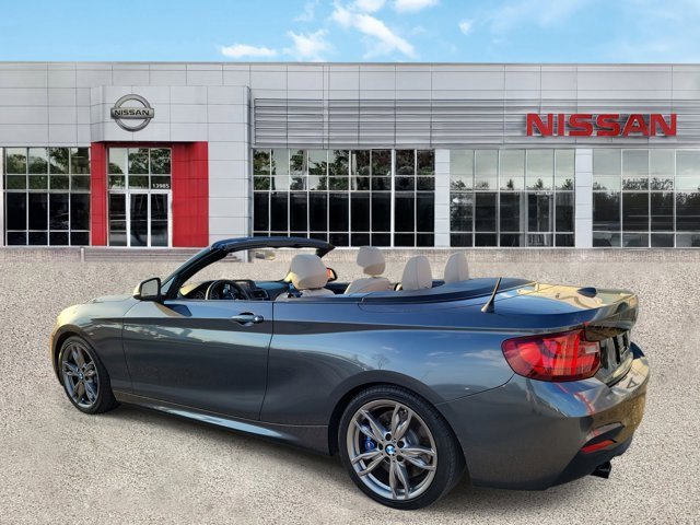 Used 2015 BMW M235i Convertible image 6