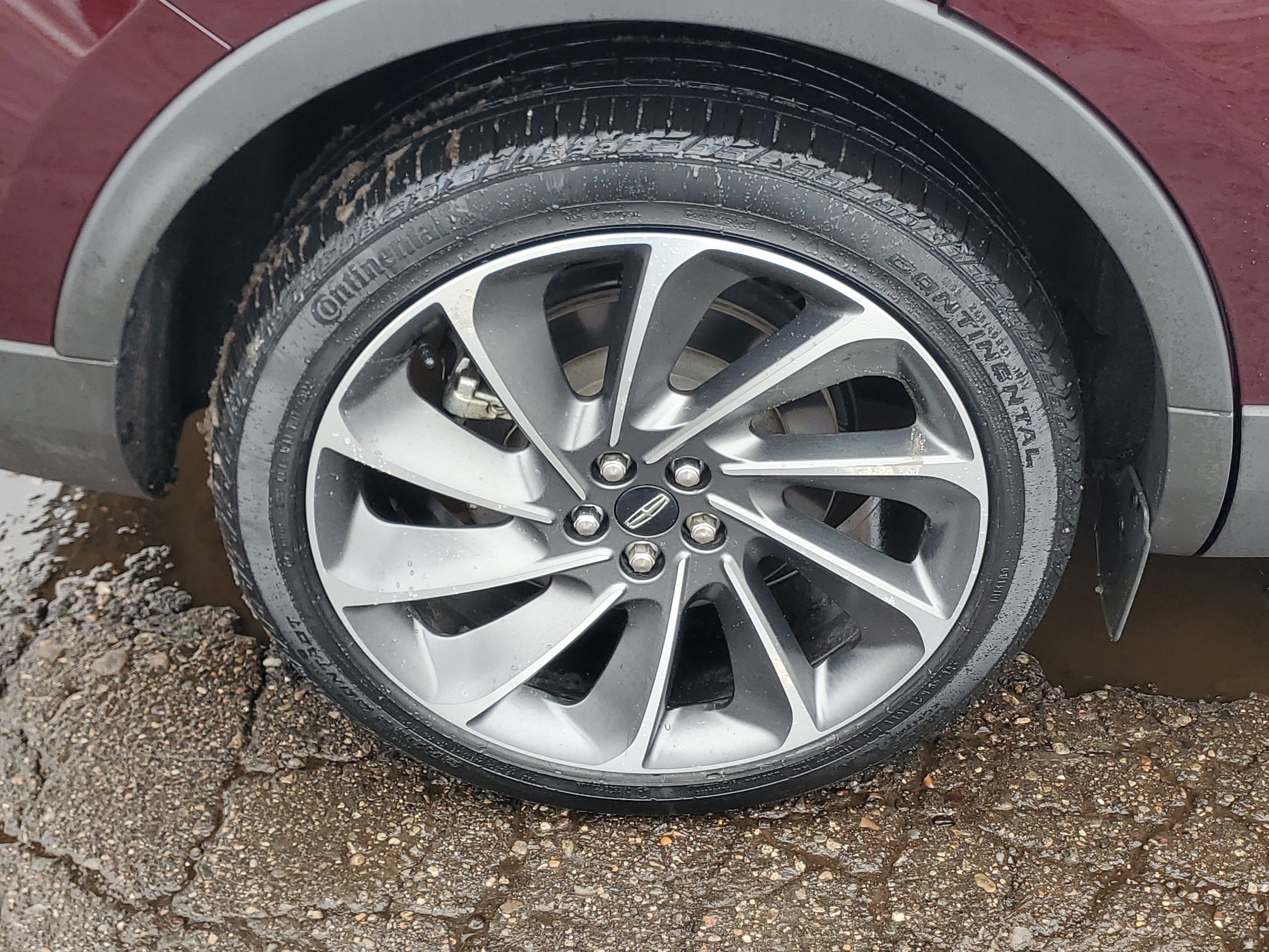 Certified 2023 Lincoln Nautilus Reserve w/ Equipment Group 202A image 7