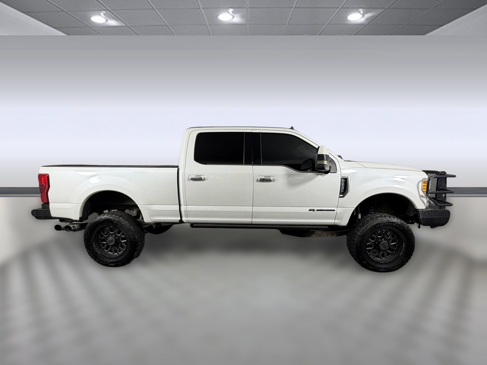 Used 2019 Ford F250 Limited w/ FX4 Off-Road Package AWD/4WD image 8
