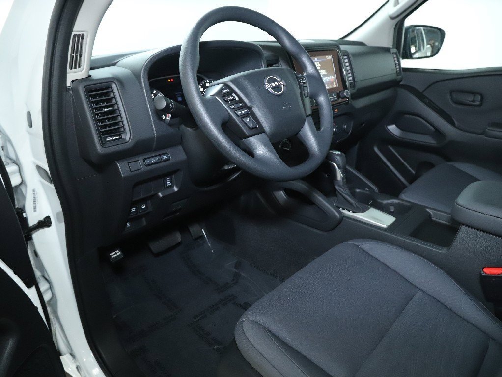 Used 2024 Nissan Frontier S w/ S Utility Package image 17