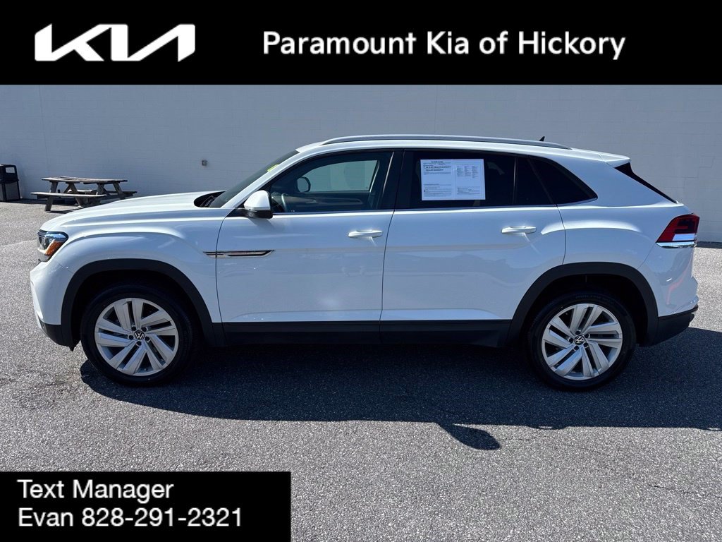 Used 2022 Volkswagen Atlas Cross Sport SE AWD/4WD image 4