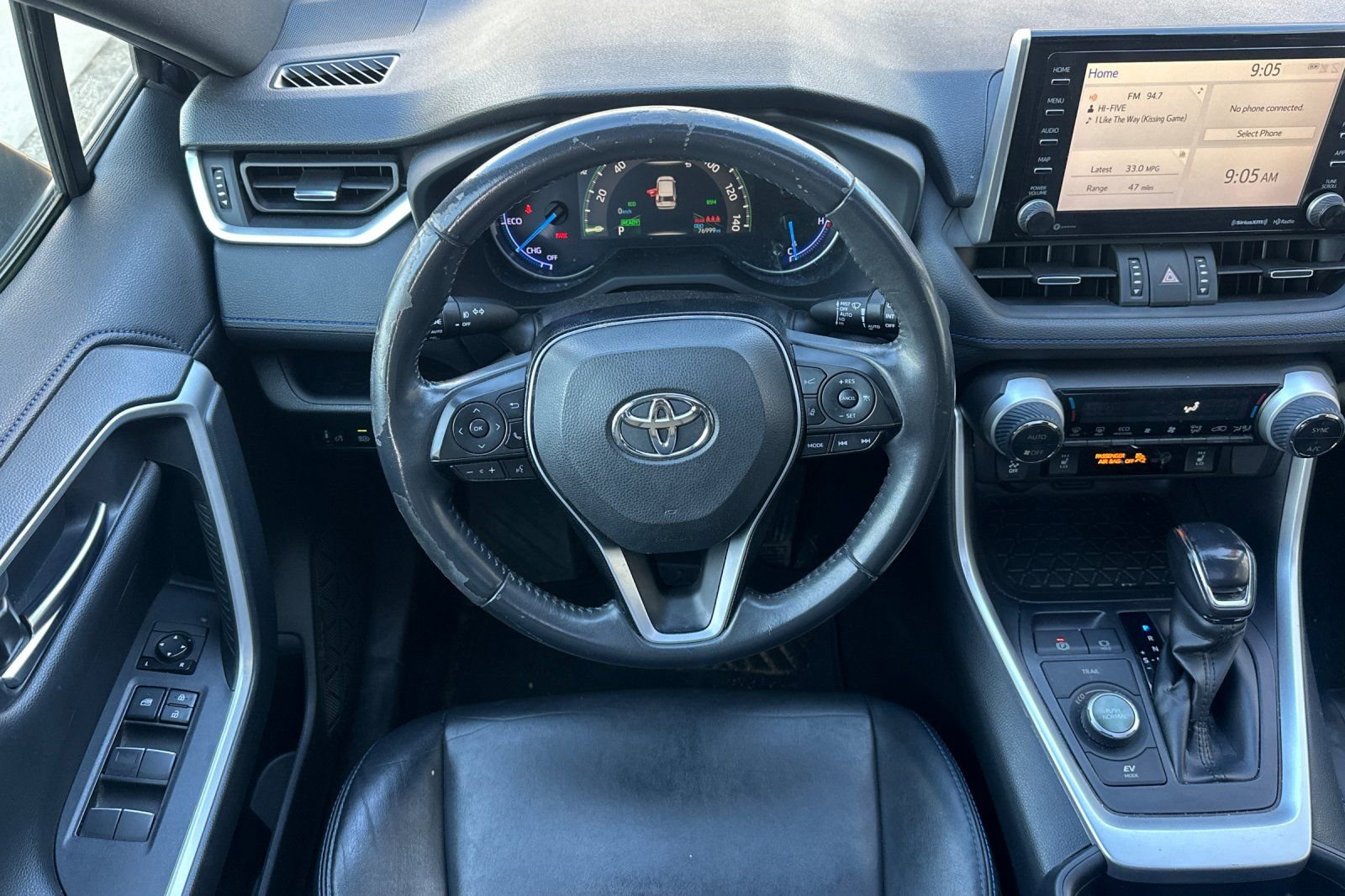 Used 2019 Toyota RAV4 XSE w/ XSE Weather Package image 17