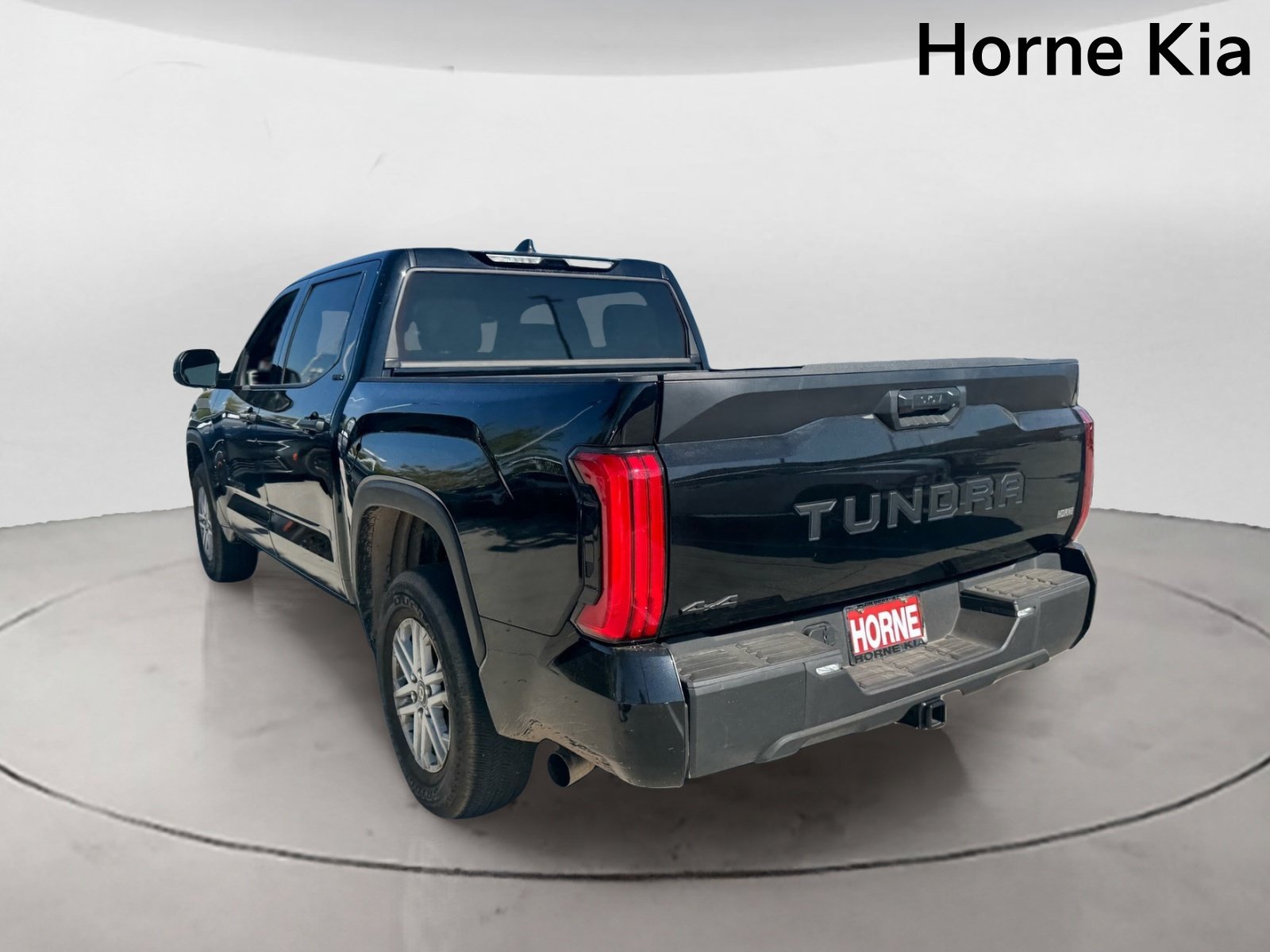 Used 2025 Toyota Tundra SR5 AWD/4WD image 5