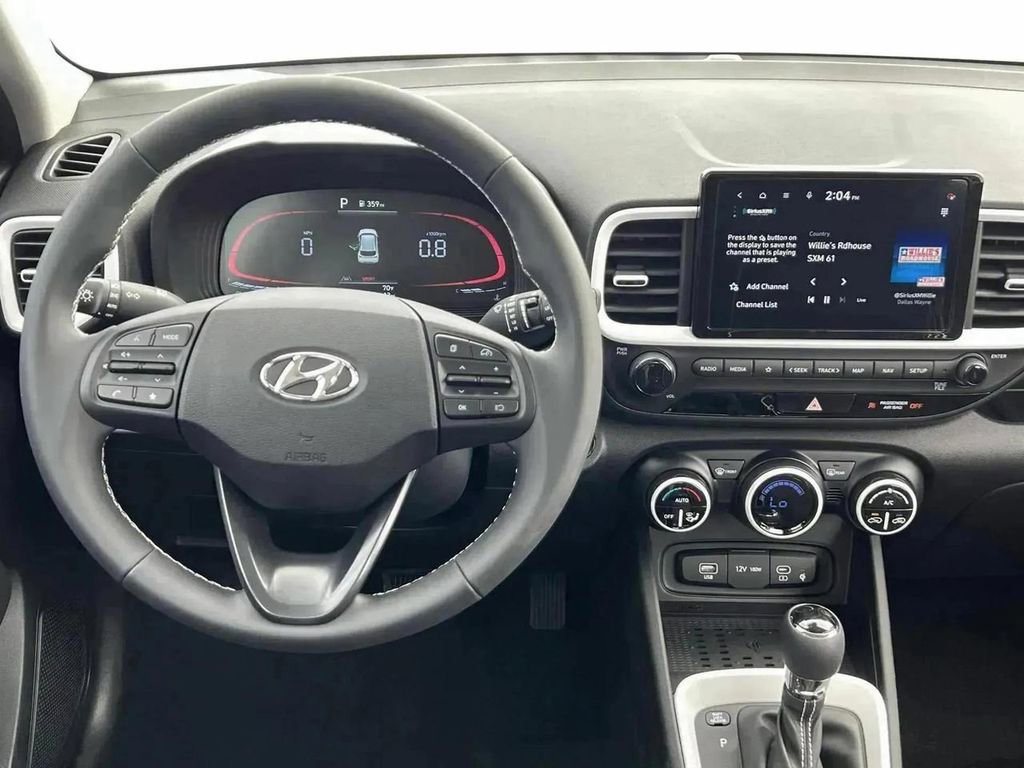 New 2025 Hyundai Venue Limited image 33