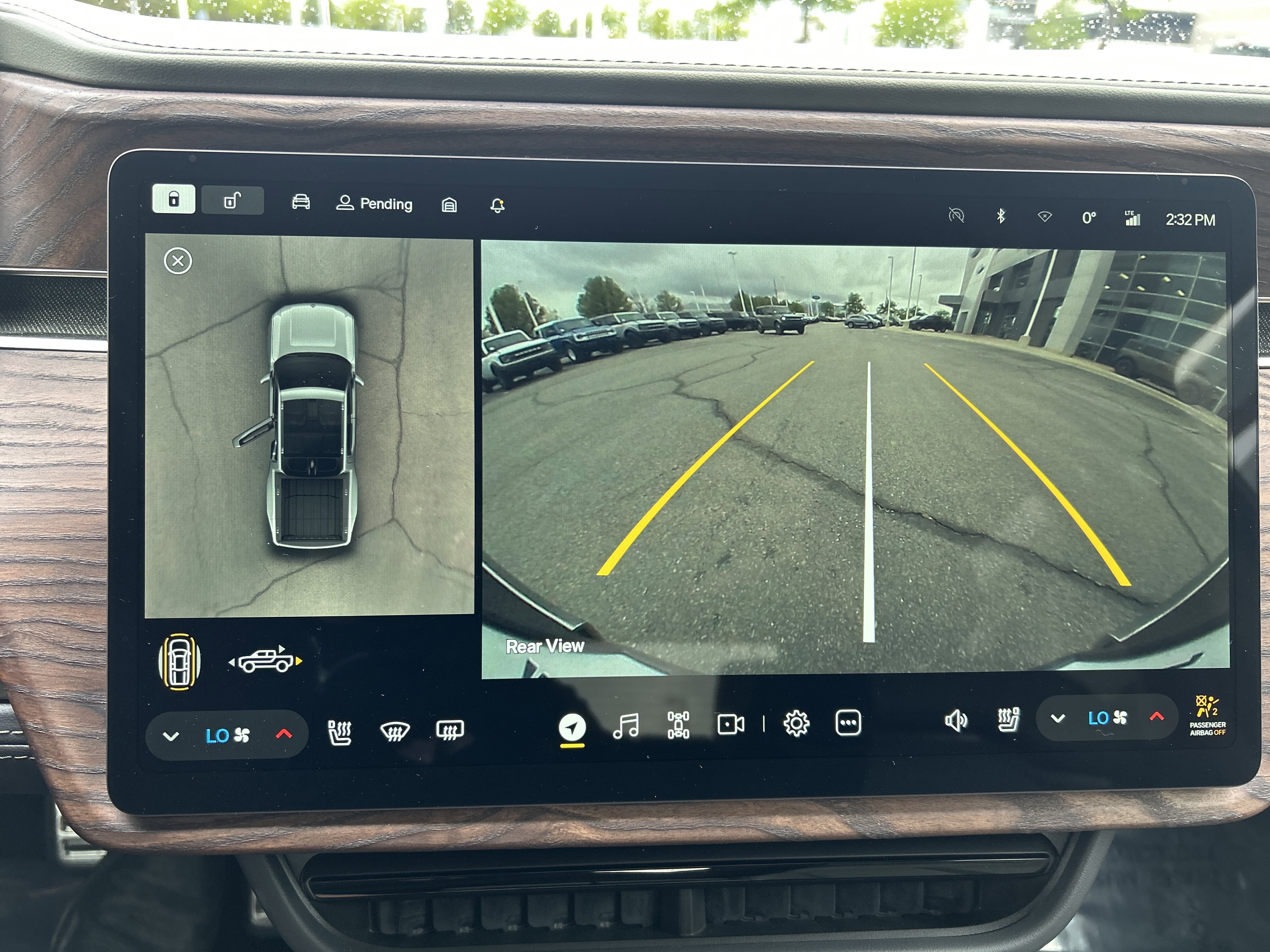 Used 2023 Rivian R1T Adventure AWD/4WD image 25