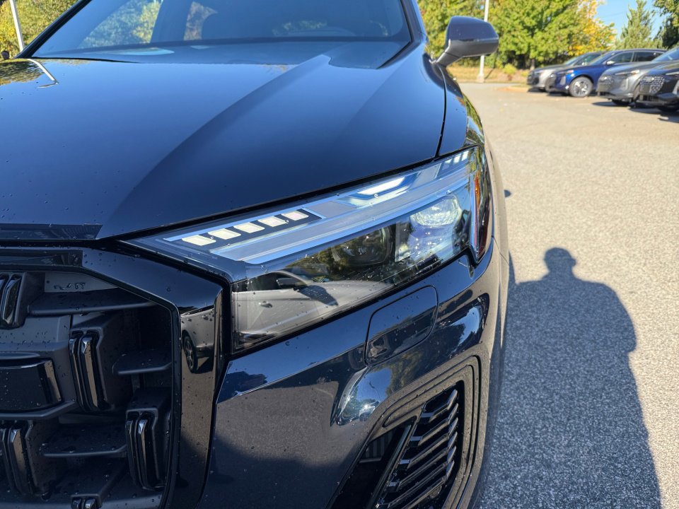 Used 2025 Audi Q7 3.0T Prestige image 26