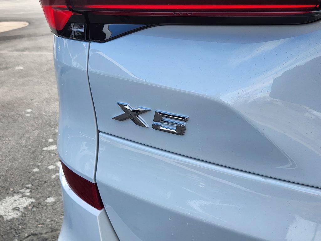 New 2026 BMW X5 xDrive50e image 20