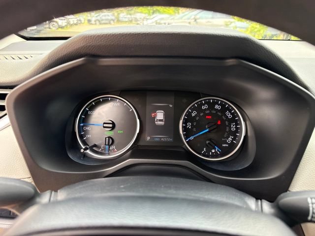Used 2019 Toyota RAV4 XLE w/ Carpet Mat Package AWD/4WD image 13