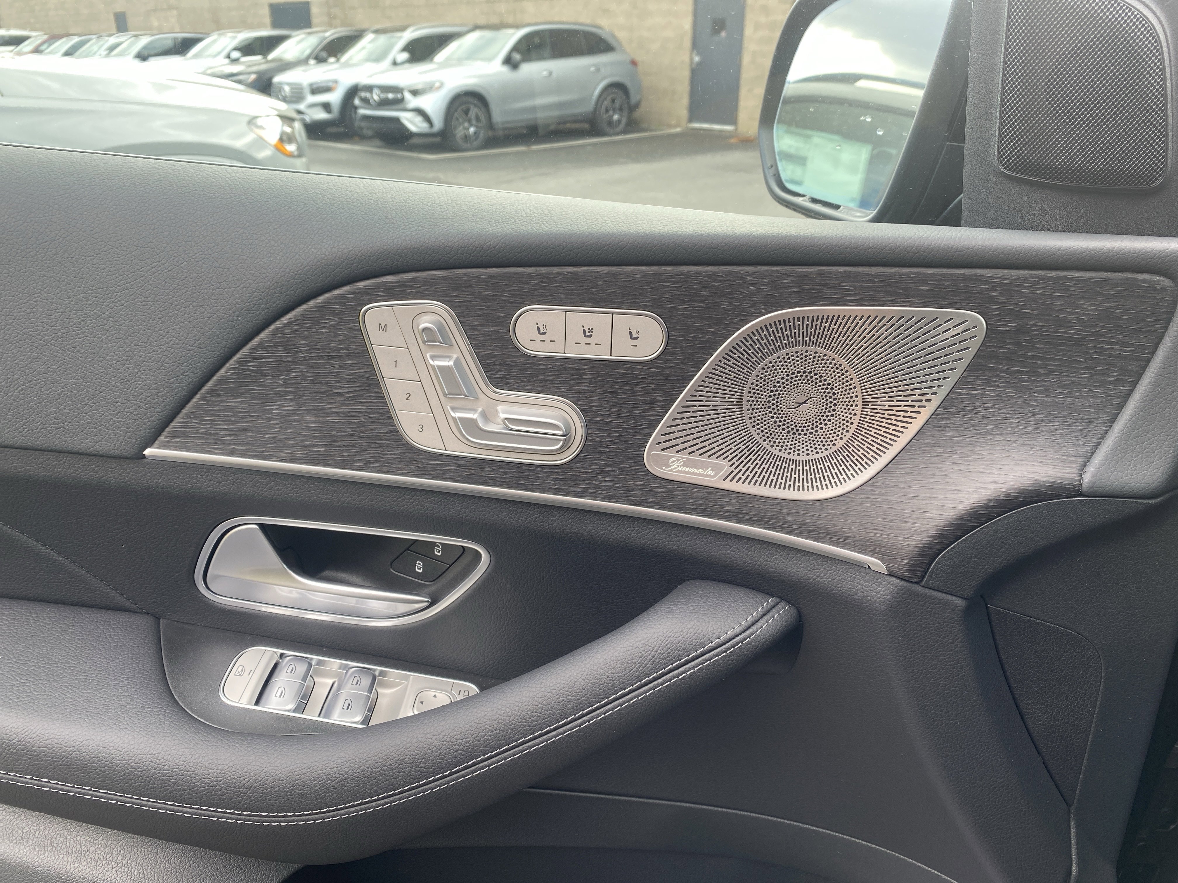 New 2026 Mercedes-Benz GLS 450 4MATIC image 14