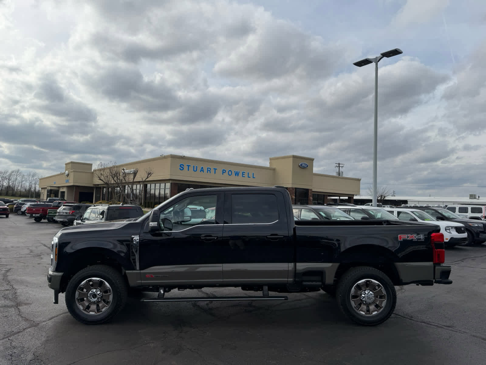 New 2026 Ford F350 King Ranch w/ FX4 Off-Road Package image 26