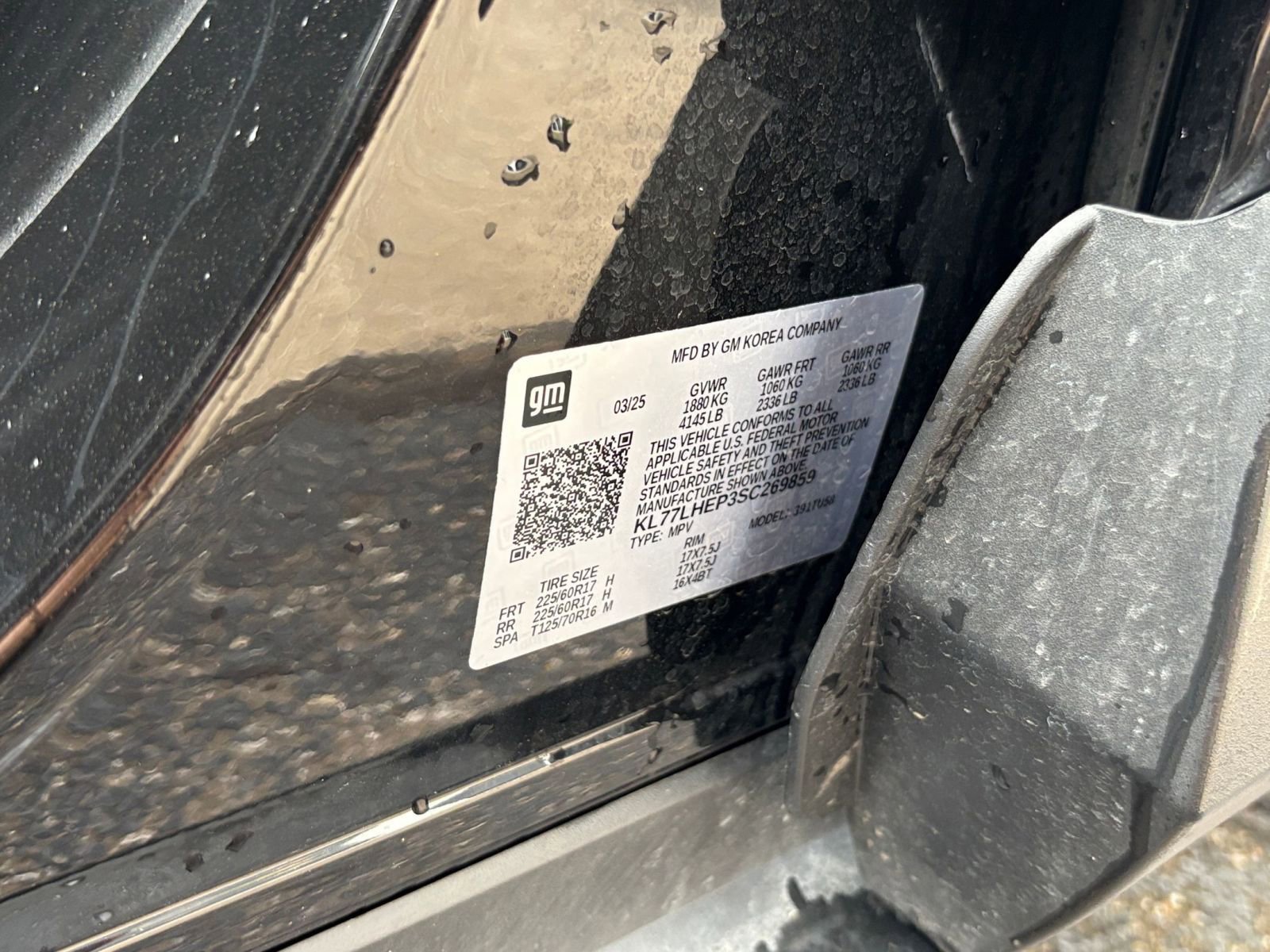 Used 2025 Chevrolet Trax LT FWD image 28