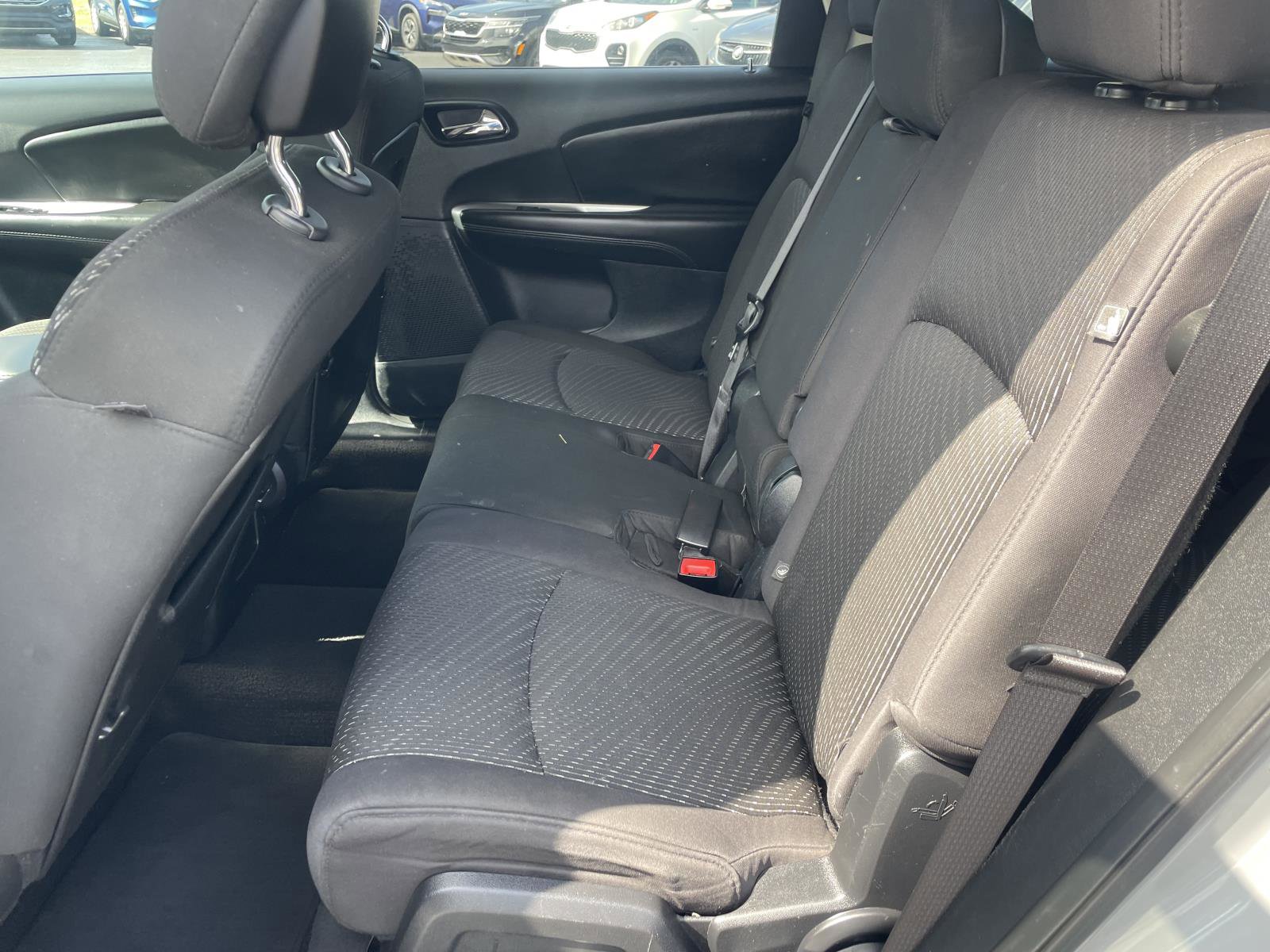 Used 2020 Dodge Journey SE w/ SE Popular Equipment Group image 6