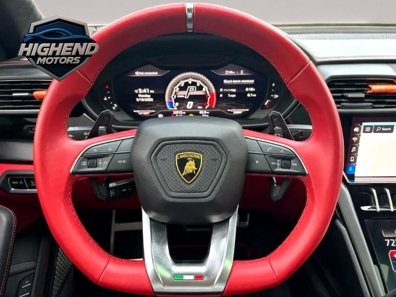 Used 2021 Lamborghini Urus image 18