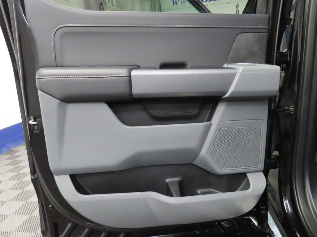 Used 2025 Ford F150 XLT w/ Equipment Group 301A Standard image 50