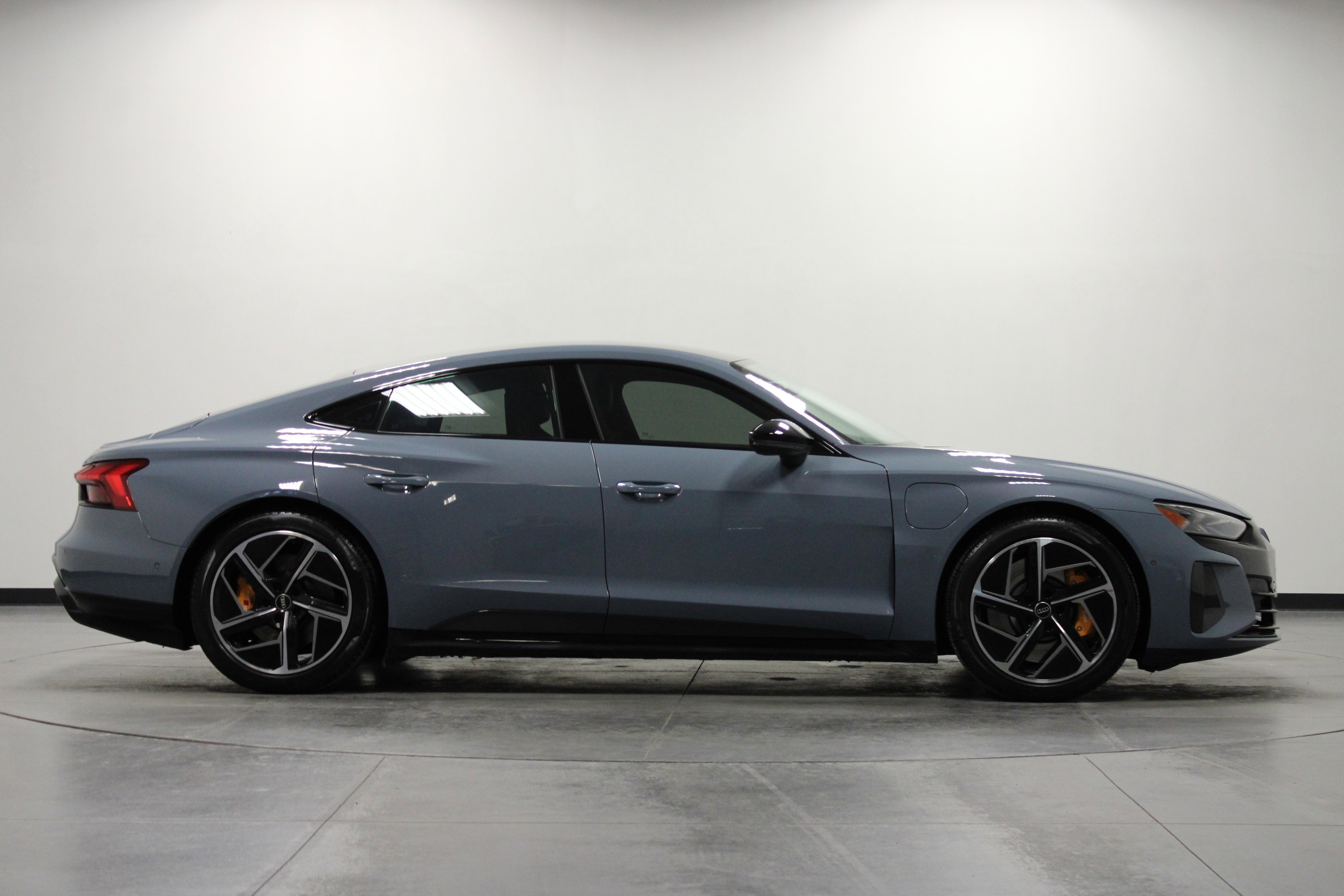 Used 2023 Audi RS e-tron GT w/ Carbon Performance Package image 3