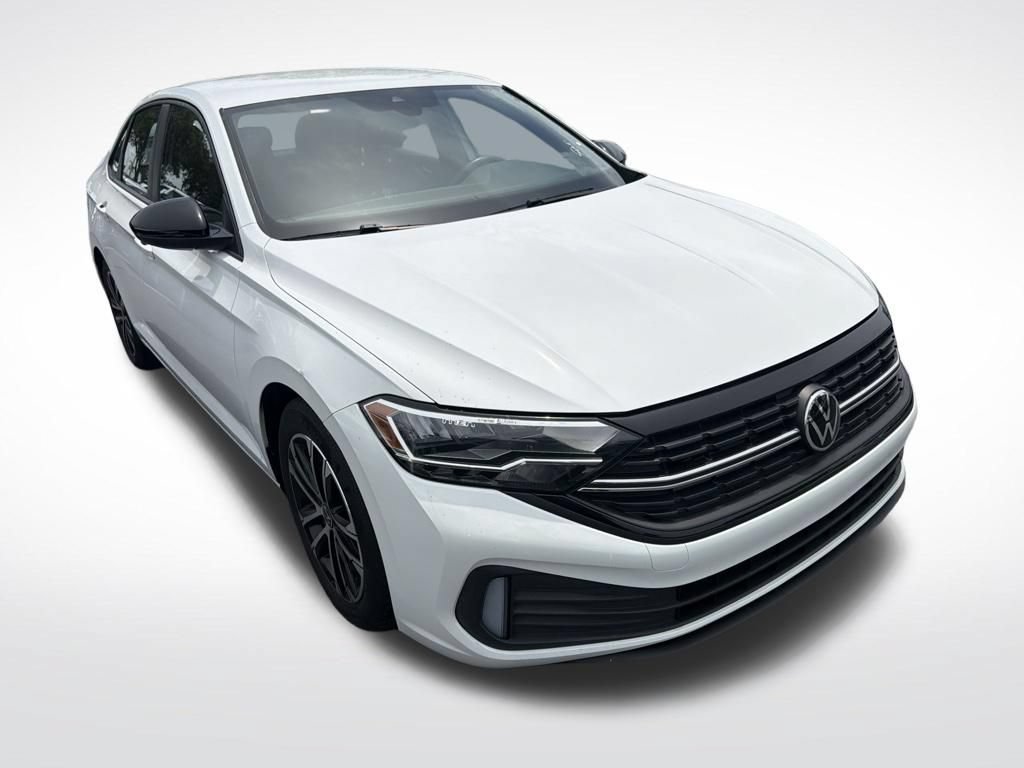 Used 2022 Volkswagen Jetta Sport FWD image 2