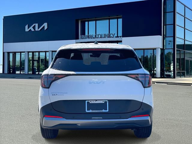 New 2026 Kia Sportage EX FWD image 5