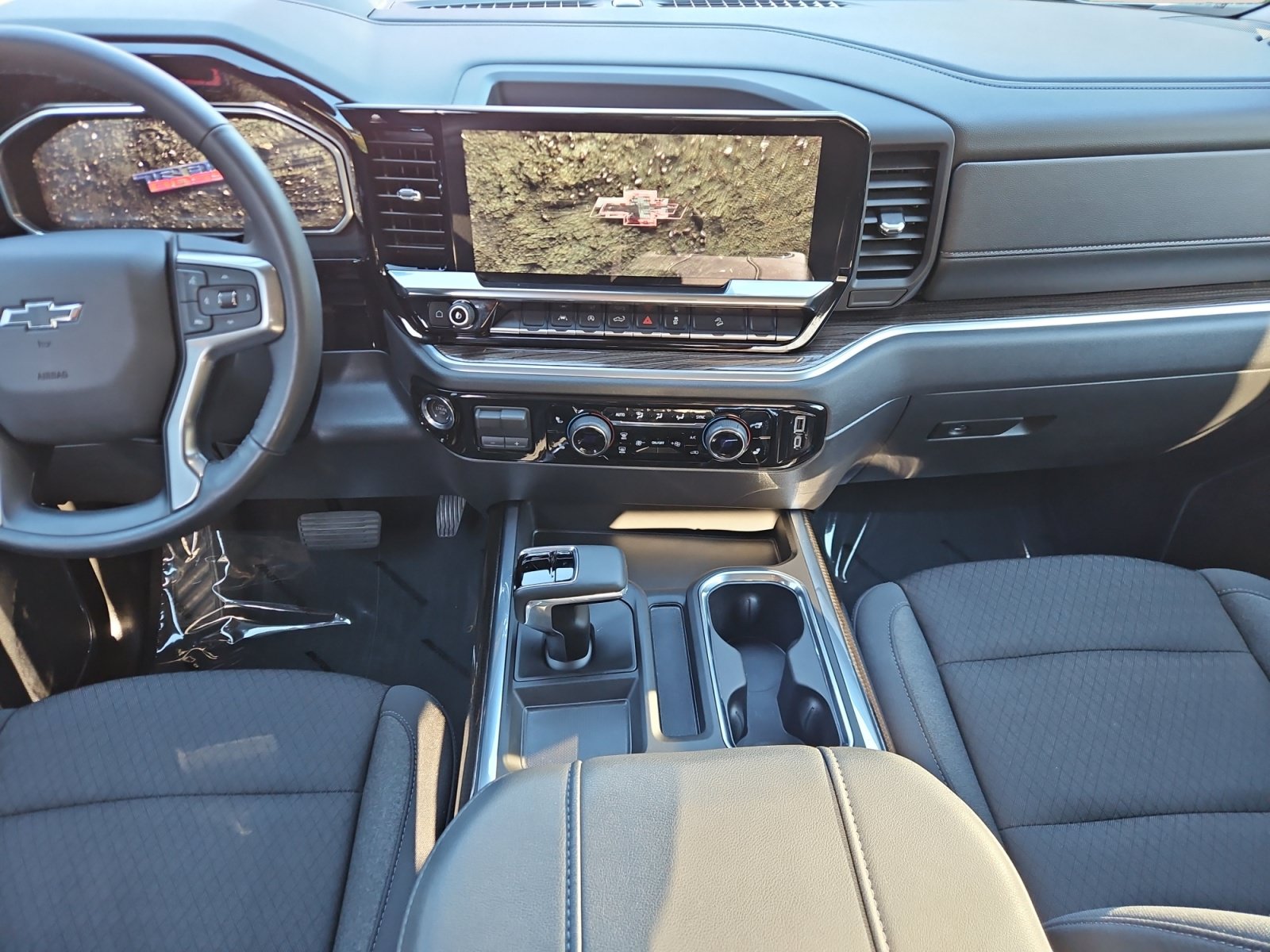 Used 2026 Chevrolet Silverado 1500 LT Trail Boss w/ Protection Package AWD/4WD image 12